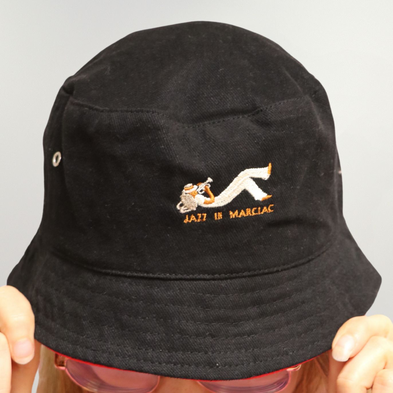 Bob Noir lisere Rouge